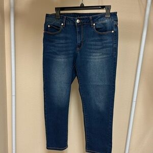 Tahari mid rise cropped jeans size 10 or 30 with Carmel brown stitching